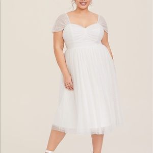 Torrid Special Occasion Ivory Dot Mesh Midi Skater Dress sz 18 Wedding Cocktail
